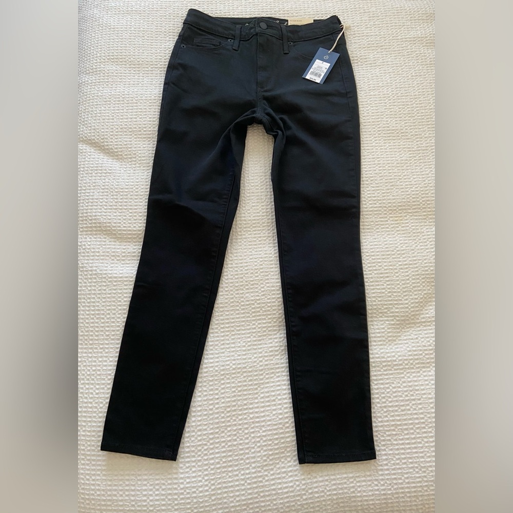Women’s Universal Thread Black Skinny High Rise Jeans size 2 Short